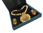 Heavy Sued Velvet Jewellery Necklace Earring Pendant Half Set Box 7"x 8" INCH (Green) - Image 2