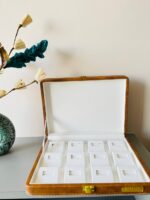 Ring Heavy Leather Velvet Storage Box, Display Box (12) (Yellow-White)
